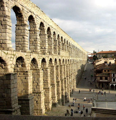Acueducto de Segovia, España