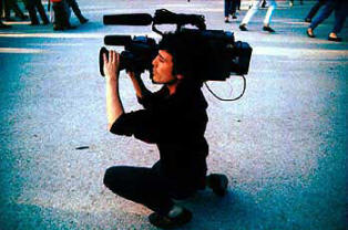 Cinematografía: Cámara al hombro © Foto: J. C. Alfeo