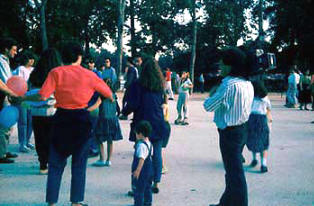 Cinematografía: Preparando a los figurantes © Foto: J. C. Alfeo