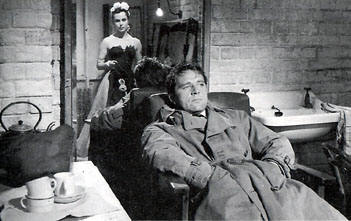 &nbsp;Mirando hacia atrás con ira