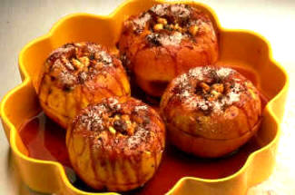 Manzanas reinetas asadas al café