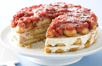 Bizcocho con mermelada de ruibarbo