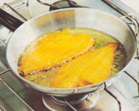 Pescado frito en sartén