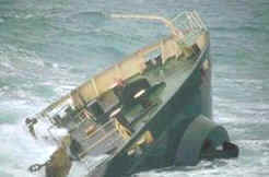 El petrolero Braer, hundiéndose en las Islas Shetland
