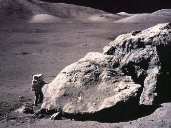 Imagen de la superficie de la Luna obtenida durante una de las expediciones tripuladas.