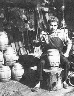 Curiosidades lingüísticas: ¿De dónde viene la expresión "a ojo de buen cubero"?