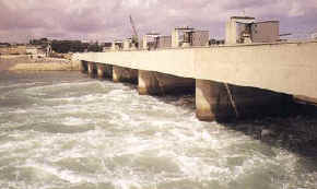 Embalse de una central maremotriz