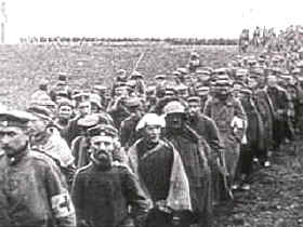 movimientos de población forzados por motivos religiosos, políticos o étnicos