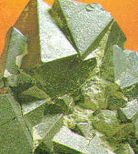 La magnetita es un imán natural conocido desde tiempos muy remotos