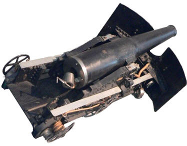 Afuste móvil sobre la que se asienta una pieza de artillería francesa del siglo XIX