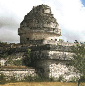 Observatorio El Caracol, en Chichén Itzá, Yucatán, México, donde los mayas realizaban las observaciones que dieron lugar a su calendario extraordinariamente preciso.
