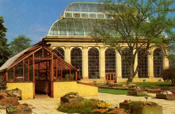 Invernadero de plantas alpinas y de palmáceas