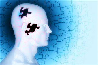 La autopsias de enfermos de Alzheimer demuestran “placas seniles” de partes de células que se han dividido, modificando así el entramado de las células nerviosas del cerebro