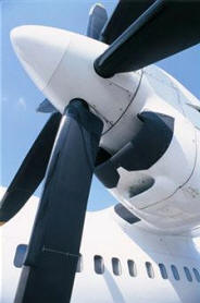 El ángulo de ataque de las palas de la hélice influye decisivamente en el rendimiento del motor en función de la velocidad