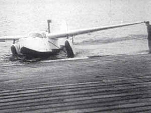 Antes de la existencia de instalaciones de aterrizaje y despegue, los hidroaviones fueron las aeronaves más demandadas