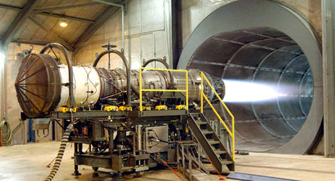 Pruebas de un motor de reacción